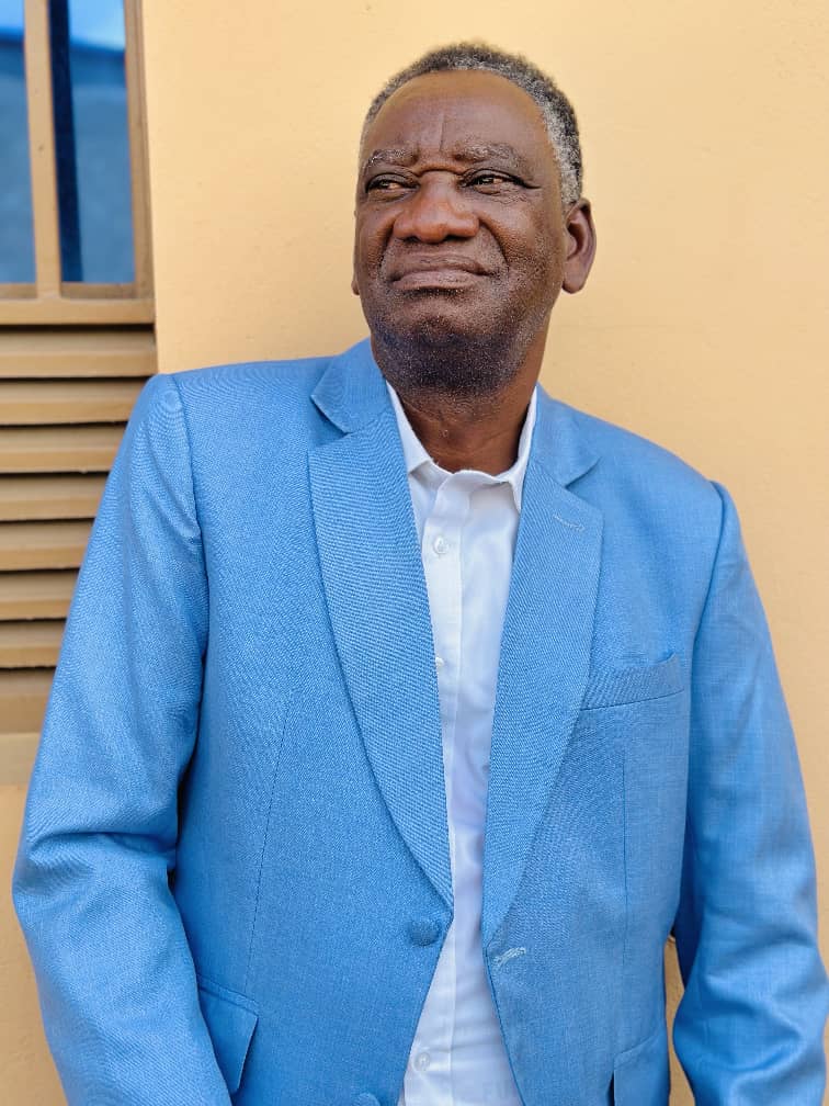 Photo de Mr. LUANGA Steve